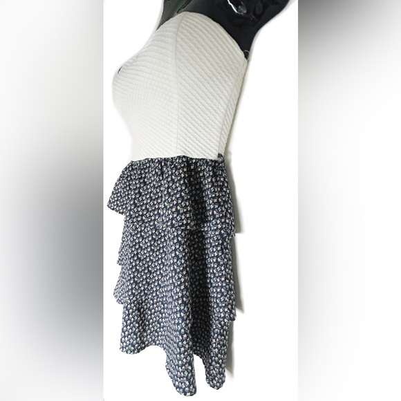 NWT Ruffles Bottom Sundress - Picture 3 of 9